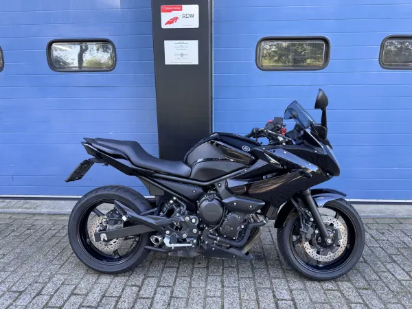 Year unknown Yamaha XJ6 Diversion ABS - €4,495 (1/1)