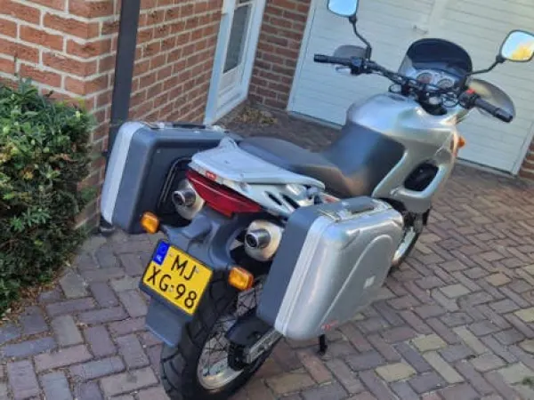 2004 Aprilia Pegaso 650 - €2,350 · Bidding (1/1)