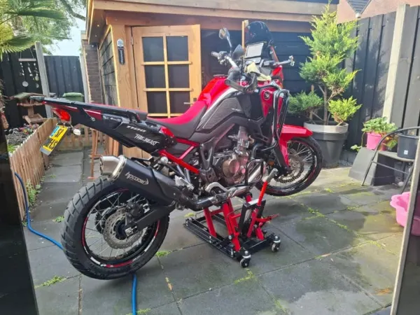 2021 Honda CRF 1100 Africa Twin - €13,500 · Bidding (1/1)