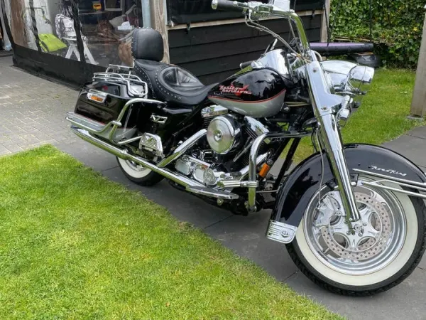 Year unknown Harley-Davidson Road King Classic - €12,500 · Bidding (1/1)
