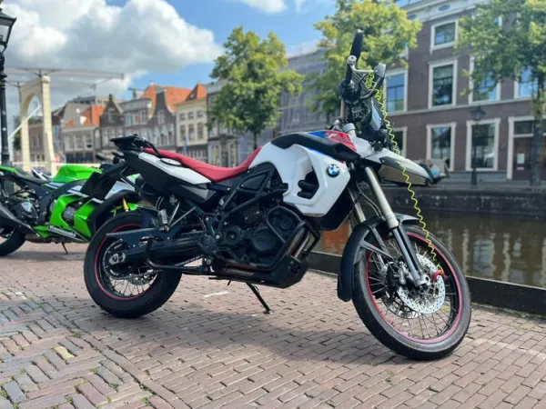 2010 BMW F 800 GS - € 4.650 · Bieden (1/1)