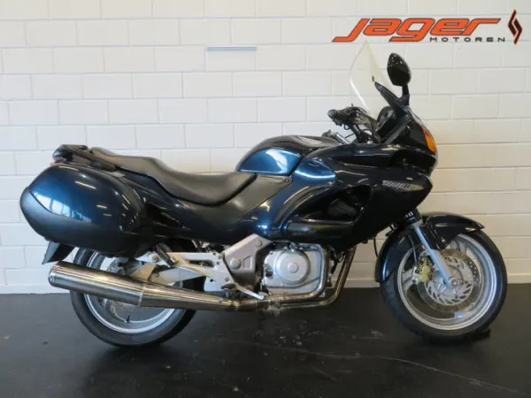 2001 Honda NT 650 V Deauville - €1,850 (1/1)