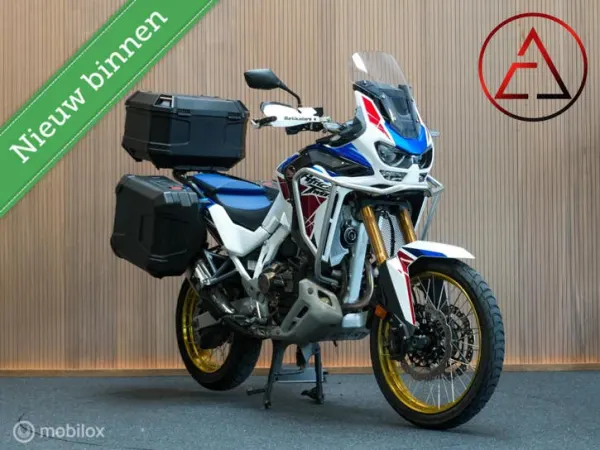 2022 Honda Africa Twin Adventure Sports DCT 2022-Akra + Koffers - €17,799 · Bidding (1/1)