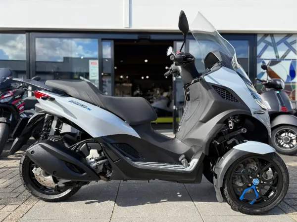 2026 Piaggio MP3 310cc Sport E5+ - €8,999 (1/1)