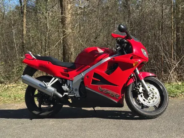 1997 Honda VFR 750 - € 2.150 (1/1)