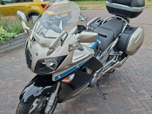 2010 Yamaha FJR1300A RP13 Sunset Silver, Topconditie ! - €5,950 · Bidding (1/1)