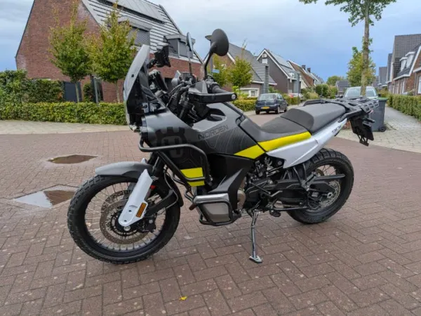 2022 Husqvarna Norden 901 - €10,250 · Bidding (1/1)