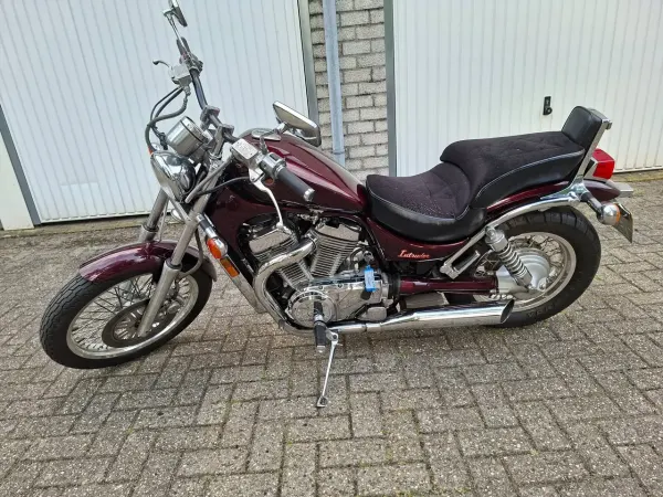 1987 Suzuki VS 700 - €2,250 (1/1)