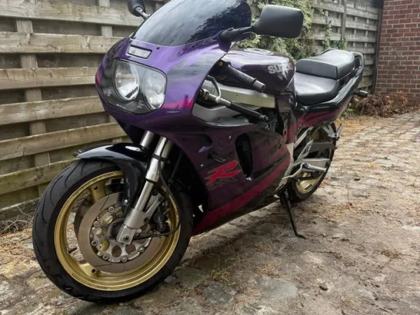 1993 Suzuki GSX-R 750 - € 1.850 · Bieden (1/1)