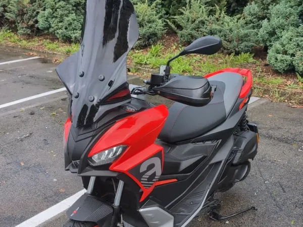 2022 Aprilia SR GT 200 Sport - € 3.200 (1/1)