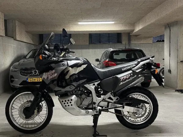 1998 Honda XRV 750 Africa Twin - € 5.500 · Bieden (1/1)