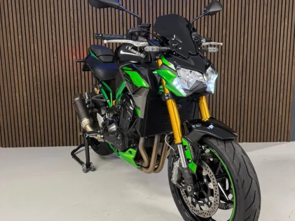2024 Kawasaki Z900 SE Performance | Akrapovic | Ohlins | 2024 - €10,950 (1/1)