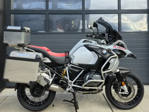 Year unknown BMW R1250 GS Adventure – Full Option – Dealer Onderhouden - €16,450 · Bidding (1/1)