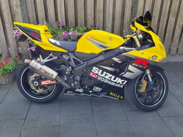 2004 Suzuki GSX-R 750 - € 4.500 · Bieden (1/1)