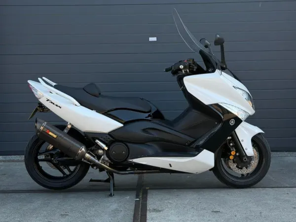 2008 Yamaha Tmax 500 Akrapovic - € 4.200 · Bieden (1/1)