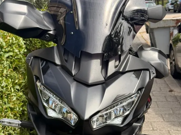 2025 Kawasaki Versys 650 uit 2025 - € 8.300 · Bieden (1/1)