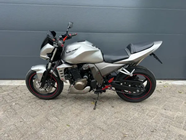 Bouwjaar onbekend Kawasaki z750 Naked Bike - € 3.200 (1/1)