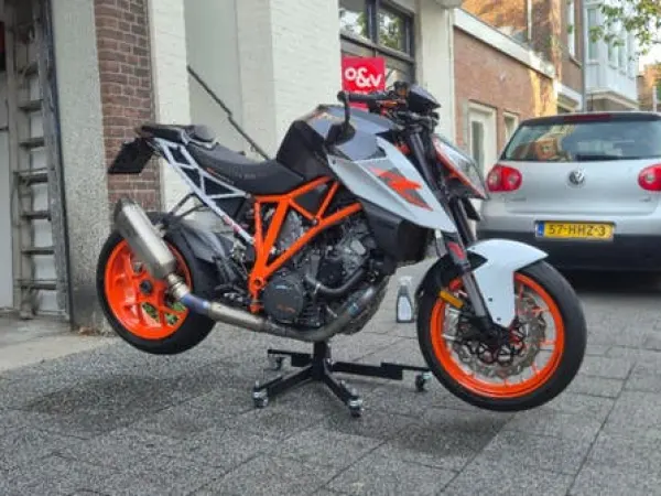 2018 KTM Superduke 1290 R 2018 - € 7.999 (1/1)