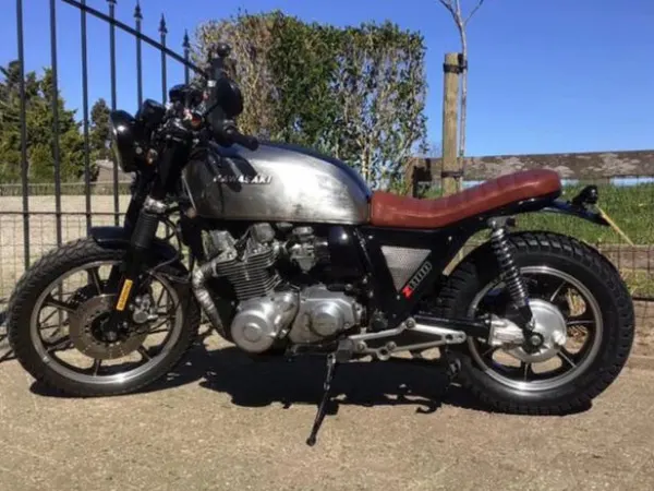 1981 Kawasaki KZ1100, 1981 Belasting vrij. Caferacer/Bratstyle - €1,685 · Bidding (1/1)