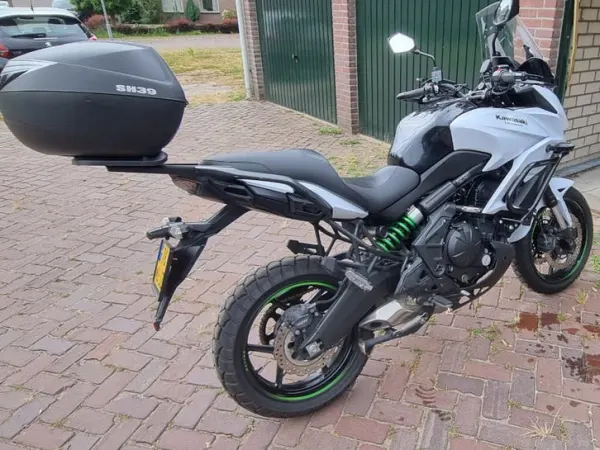 2016 Kawasaki Goed Onderhouden Toermotor met Veel Extra's - €5,500 (1/1)