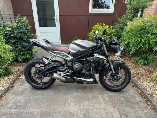 2018 Triumph Street Triple 765 RS-Topstaat, Veel Extra's! - € 7.750 · Bieden (1/1)