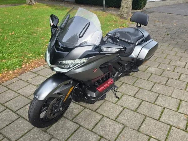 2023 Honda GL 1800 - € 23.999 · Bieden (1/1)