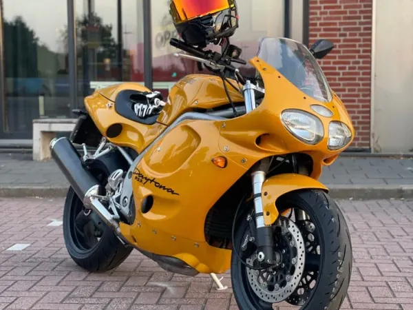 1999 Triumph Daytona 955i-28.000 km Topstat !!! - €2,800 (1/1)