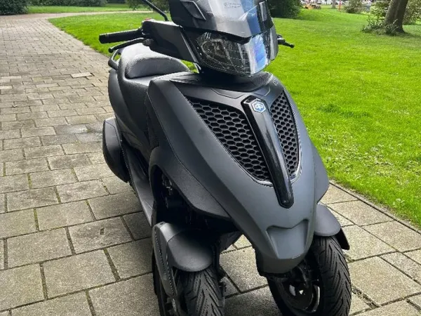 2017 Piaggio mp3 300 Yourban - € 3.250 · Bieden (1/1)