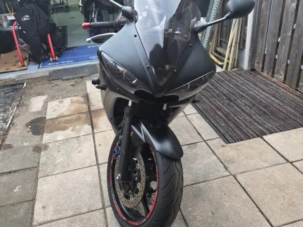 2003 Yamaha Yzf R6-Sportieve Motorfiets met Lage Kilometerstand - Reserved (1/1)