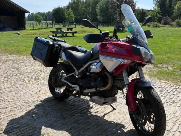 2011 Moto Guzzi Stelvio - €5,000 (1/1)