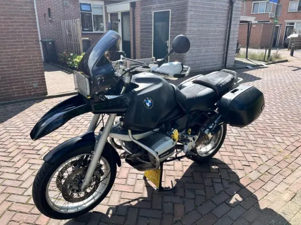1997 BMW R1100GS (07-1997) - €1,600 · Bidding (1/1)