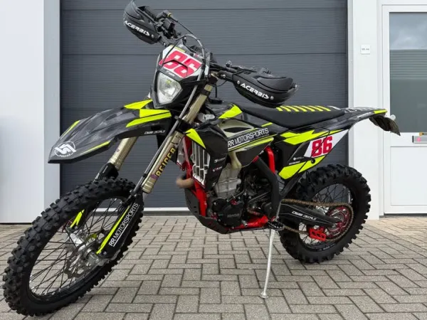 2022 Beta RR Enduro - € 6.950 · Bieden (1/1)
