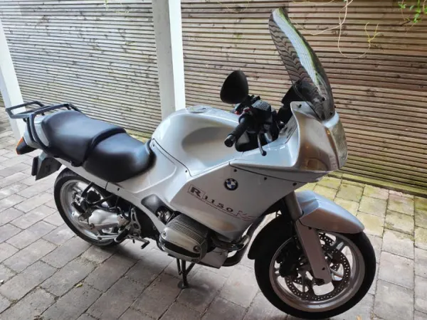 Bouwjaar onbekend BMW R 1150 RS - € 2.995 · Bieden (1/1)