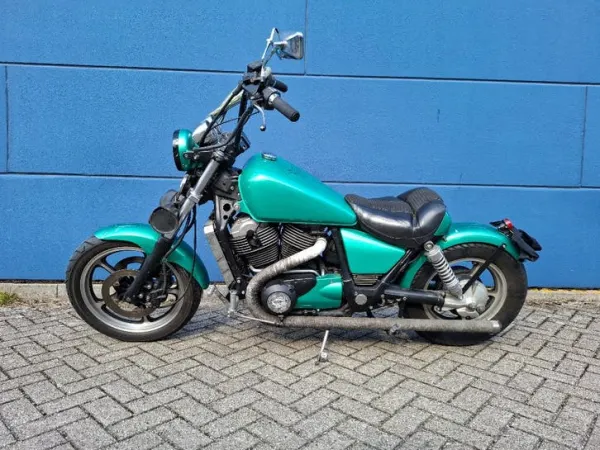 1986 Honda VT 1100 - Bidding (1/1)
