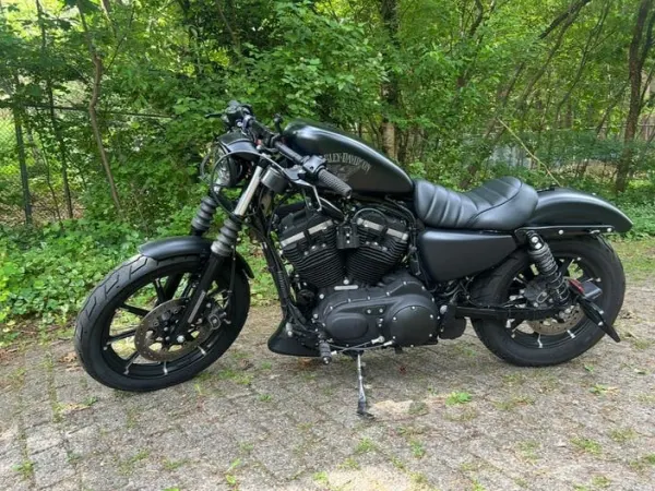 Year unknown Harley-Davidson Sportster Iron 883 - €9,250 · Bidding (1/1)
