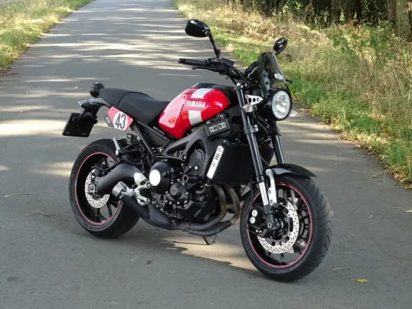 2020 Yamaha XSR 900 - € 7.995 · Bieden (1/1)