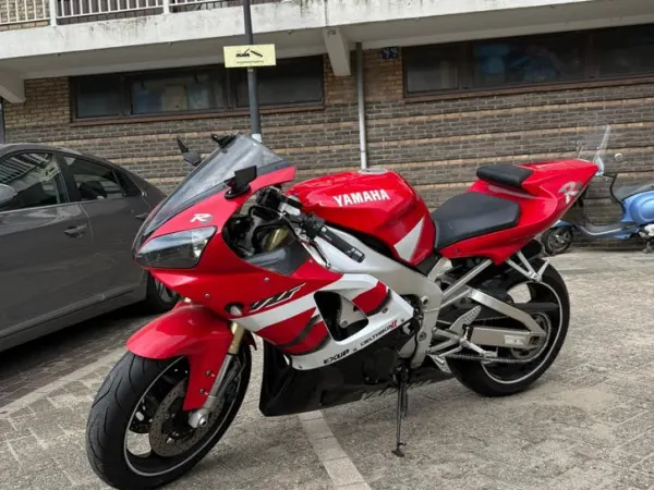 2000 Yamaha YZF R1 - € 4.995 (1/1)