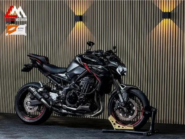 Year unknown Kawasaki Z900 Performance - TFT Scherm - Bagster Zadel - €10,749 (1/1)