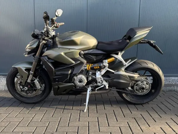2022 Ducati Streetfighter V2 - € 15.500 · Bieden (1/1)