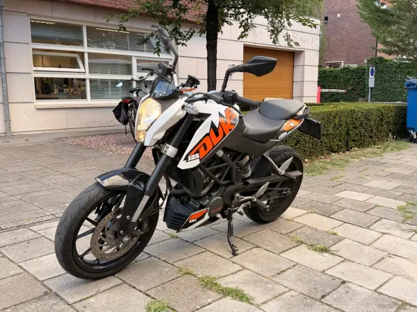 2014 KTM 125 Duke - €2,100 (1/1)