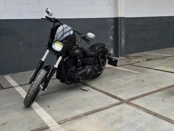 Bouwjaar onbekend Harley-Davidson Street Bob - € 10.000 (1/1)