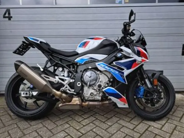 2024 BMW M 1000 R - € 21.989 (1/1)