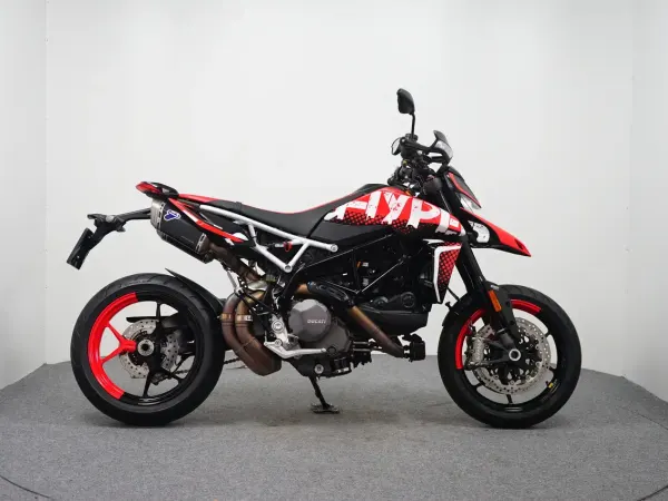 2022 Ducati Hypermotard 950 - €11,999 (1/1)