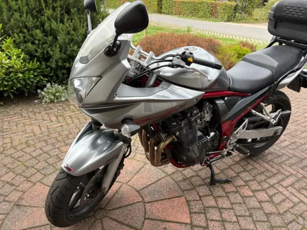 2006 Suzuki Bandit 650 - Gereserveerd (1/1)