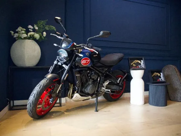 2025 Triumph Trident 660 Tribute Edition 67 (2025) – 0 KM – Nieuw - Bidding (1/1)