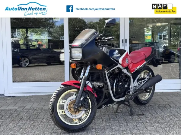 1985 Honda VF 750 - € 1.999 (1/1)