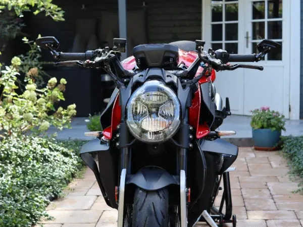 2021 MV Agusta Brutale 1000RS 2021 - €17,999 · Bidding (1/1)