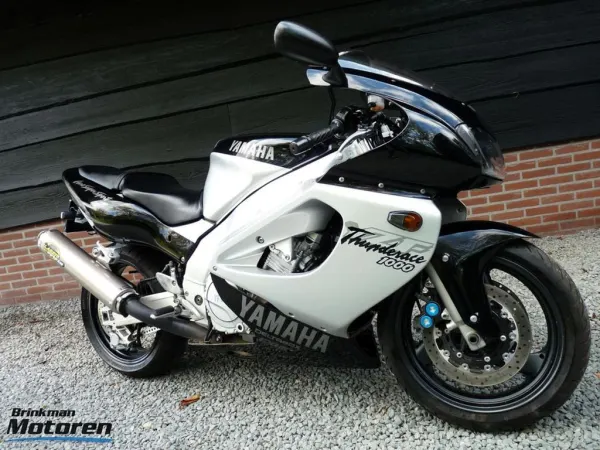 2000 Yamaha YZF 1000 R Thunderace - €2,450 (1/1)