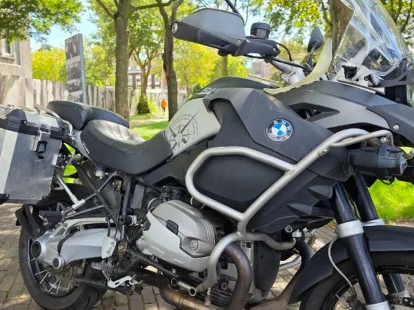 Bouwjaar onbekend BMW R1200GS Adventure 2011 Double Black - € 7.495 · Bieden (1/1)