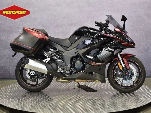 2023 Kawasaki Ninja 1000 SX - €13,499 · Bidding (1/1)